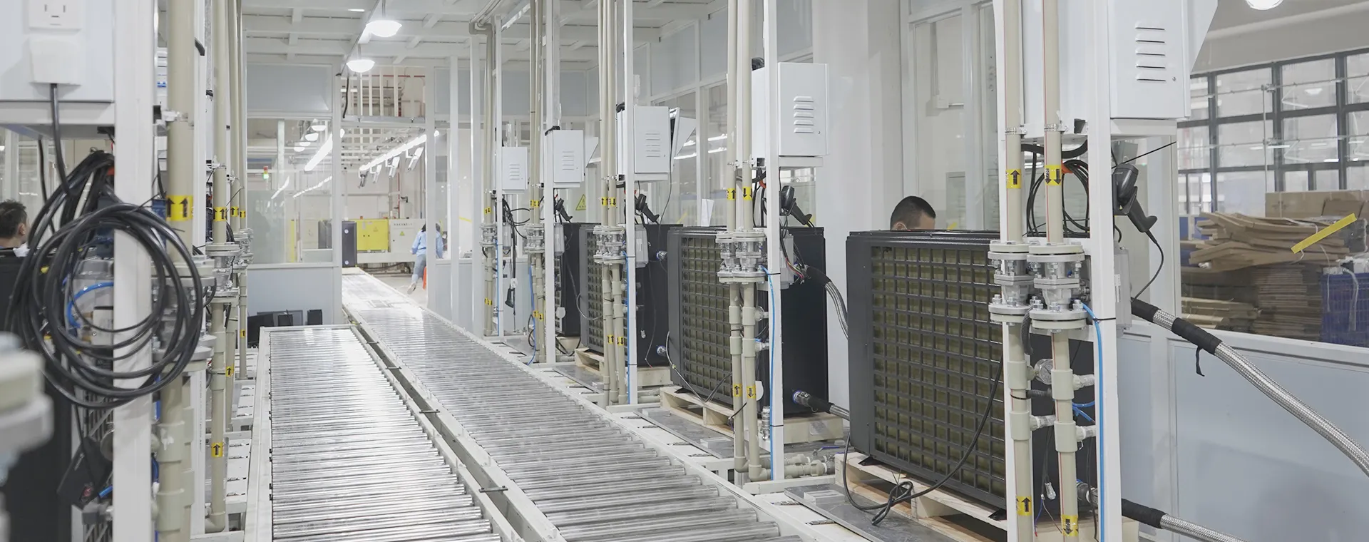 Swimming pool heat pump